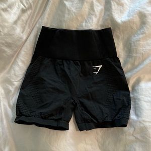 Gymshark Shorts (black)